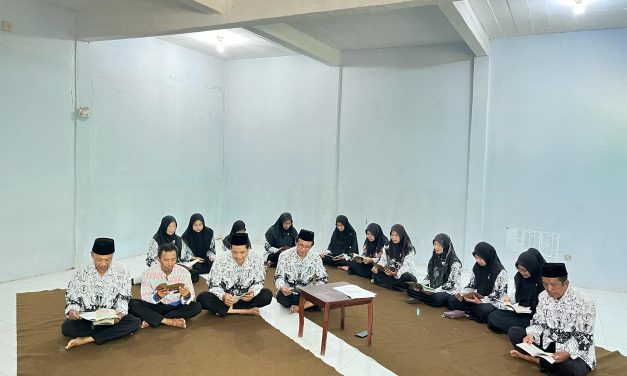 Khataman Al-Qur’an Bersama MTs. Salafiyah Kalimas