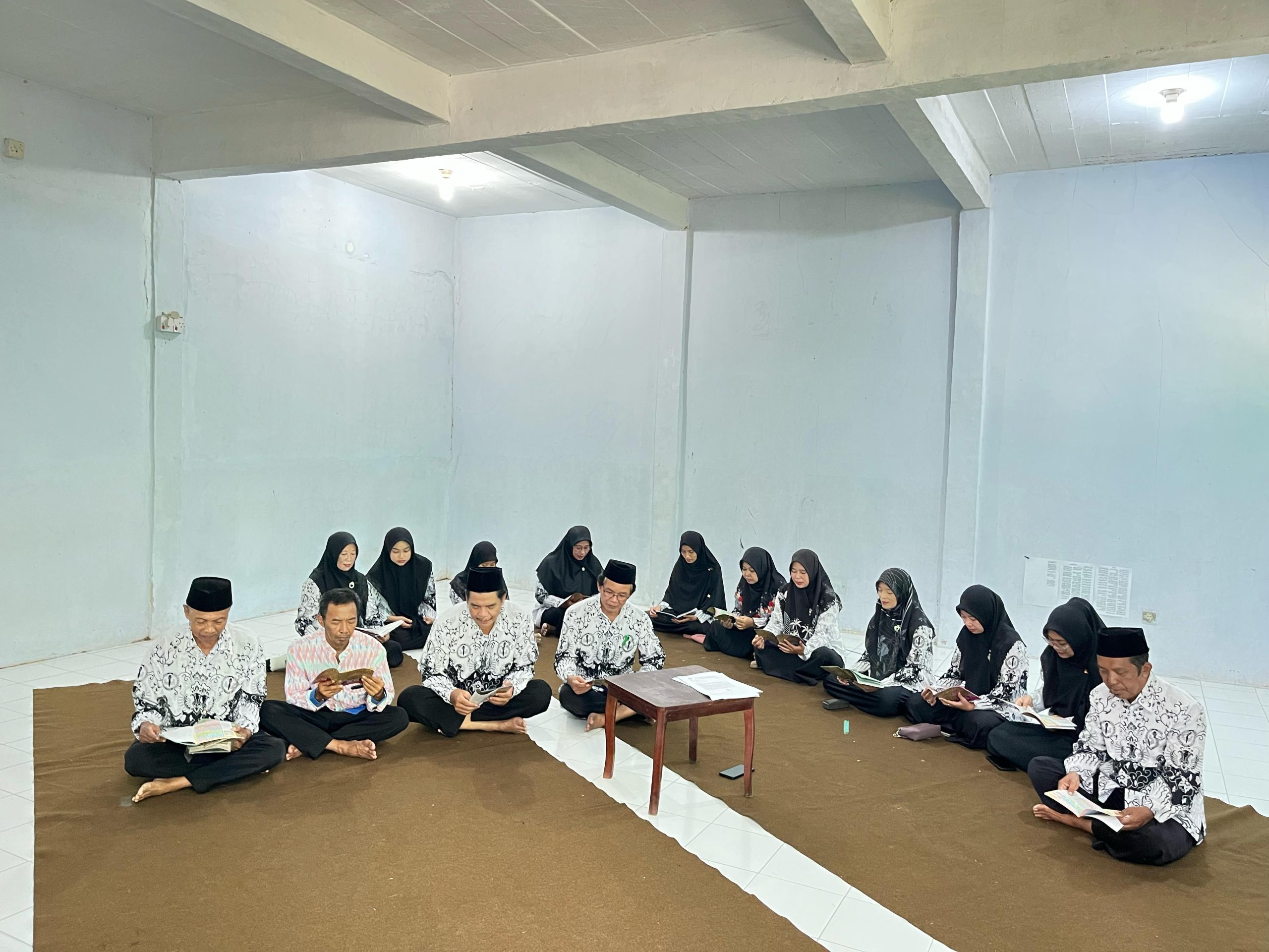 Khataman Al-Qur’an Bersama MTs. Salafiyah Kalimas