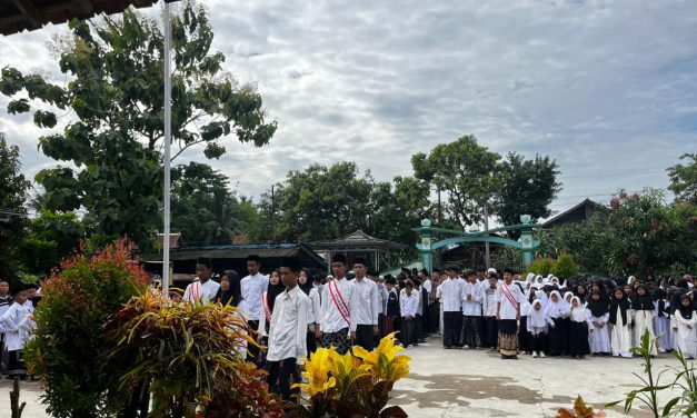 Upacara Hari santri 2025