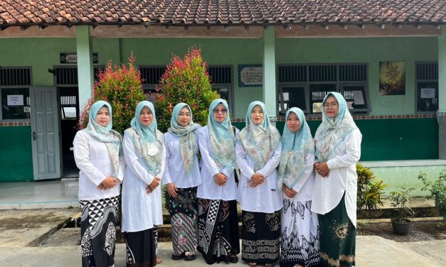 Upacara Hari santri 2025