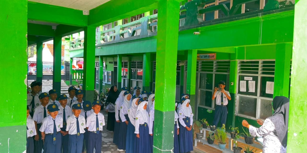 Upacara Peringatan HARI GURU NASIONAL 2025 ”MTs SALAFIYAH KALIMAS”