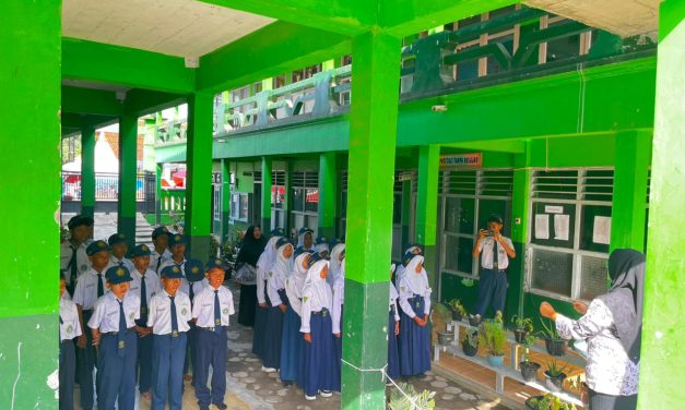 Upacara Peringatan HARI GURU NASIONAL 2025 ”MTs SALAFIYAH KALIMAS”
