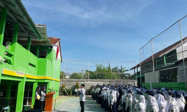 Upacara Peringatan HARI GURU NASIONAL 2025 ”MTs SALAFIYAH KALIMAS”