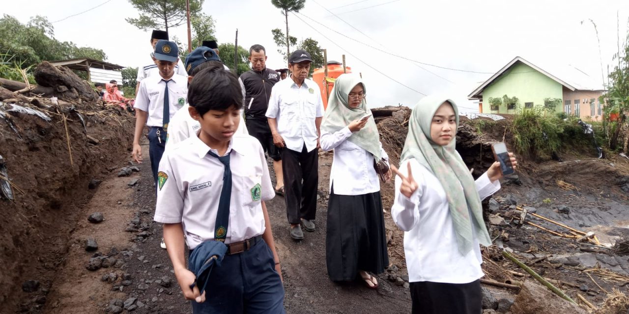 Donasi Bencana Alam Pemalang Selatan di Desa Penakir Kecamatan Pulosari
