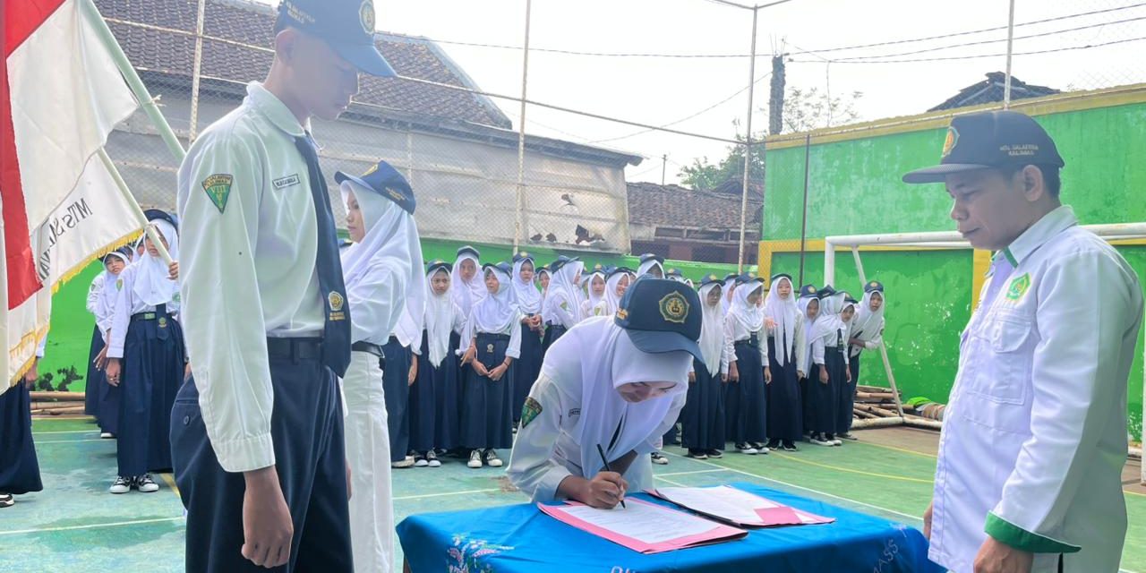 Pelantikan osis masa bhakti 2026 – 2027 MTs Salafiyah Kalimas