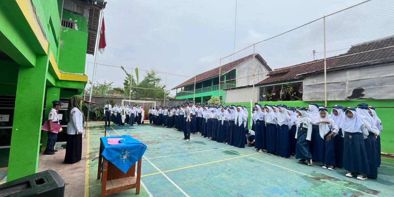 Pelantikan osis masa bhakti 2026 – 2027 MTs Salafiyah Kalimas